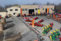 macchine e attrezzature agricole