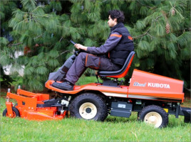 RASAERBA KUBOTA - F1900E